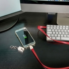Data transfer lanyard with micro USB LE PORT