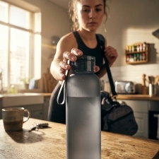 Water bottle READING